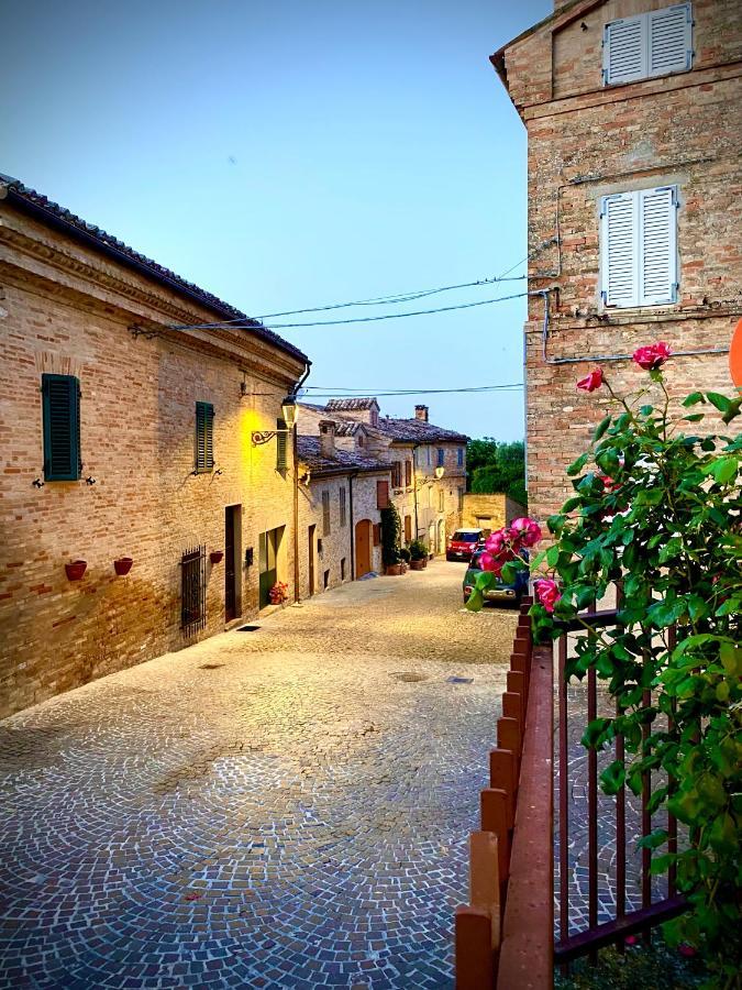 B&B Terrazza Sul Borgo Mogliano Dış mekan fotoğraf