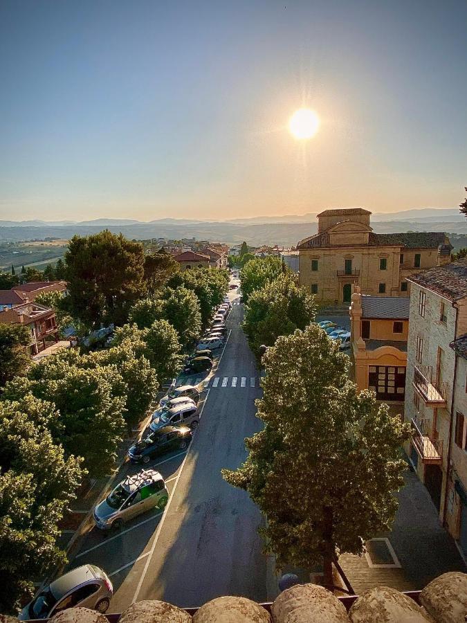 B&B Terrazza Sul Borgo Mogliano Dış mekan fotoğraf